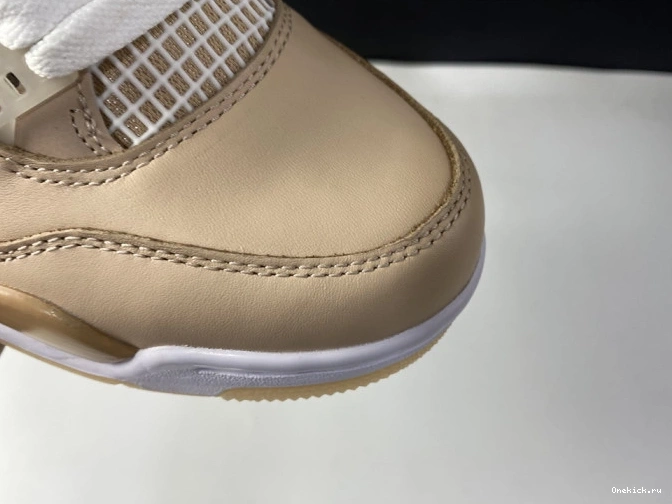 One Kick Shimmer Jordan DJ0675-200 Air 4 0804